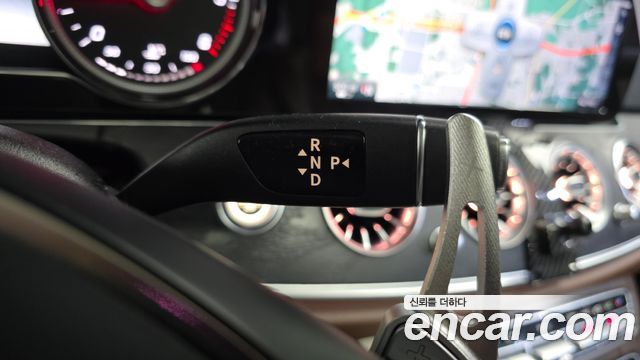 Mercedes-Benz E-Class E220d 4MATIC Avantgarde
