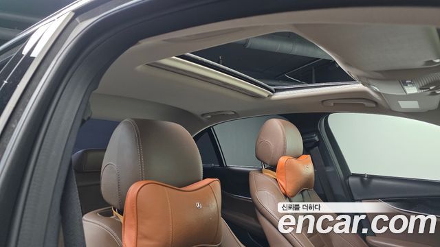 Mercedes-Benz E-Class E220d 4MATIC Avantgarde