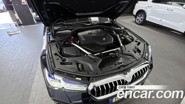 BMW 5-Series 530i M Sport Package