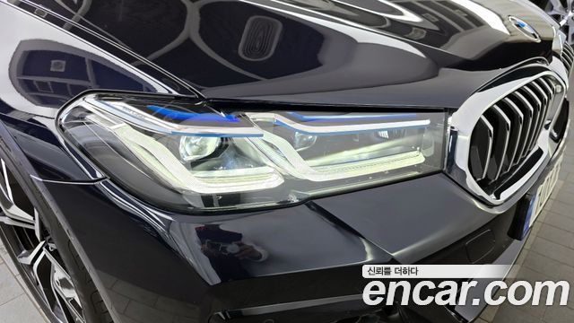 BMW 5-Series 530i M Sport Package