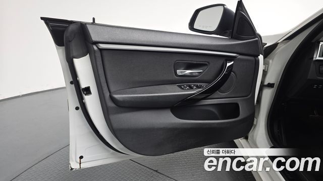 BMW 4-Series 420i Gran Coupe Special Edition