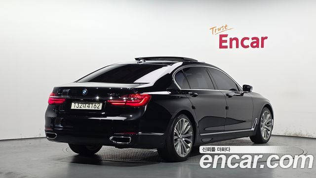 BMW 7-Series 740Li xDrive