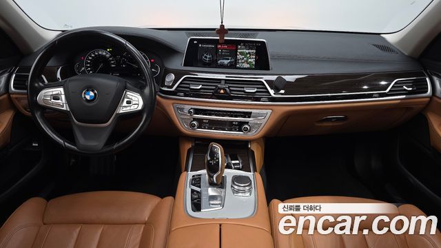 BMW 7-Series 740Li xDrive