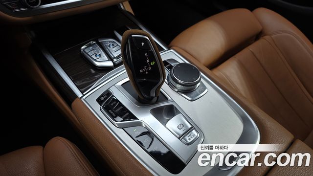 BMW 7-Series 740Li xDrive