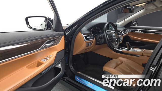 BMW 7-Series 740Li xDrive