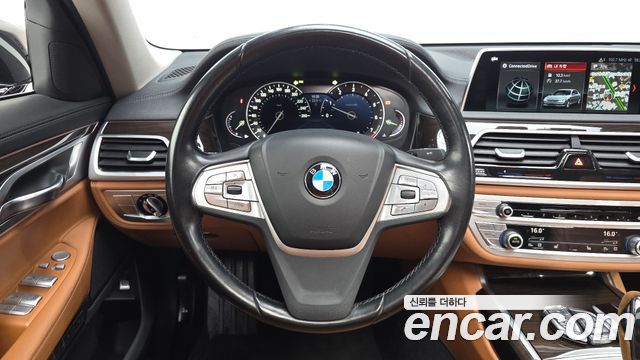 BMW 7-Series 740Li xDrive