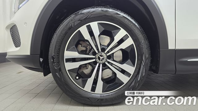 Mercedes-Benz GLB-Class GLB200 d