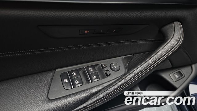 BMW 5-Series 520d Luxury Special Edition