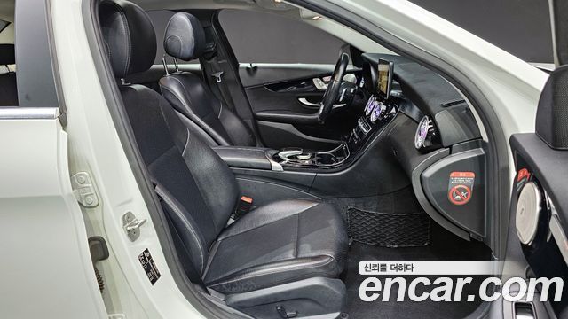 Mercedes-Benz C-Class C200