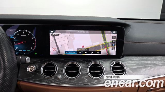 Mercedes-Benz E-Class E350 4MATIC AMG Line