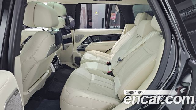 Land Rover Range Rover P550E AB