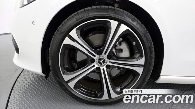 Mercedes-Benz C-Class C300 4MATIC Avantgarde