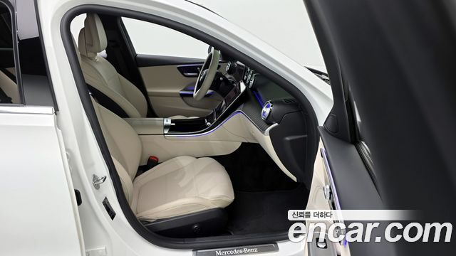 Mercedes-Benz C-Class C300 4MATIC Avantgarde
