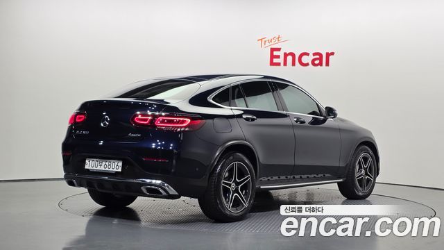 Mercedes-Benz GLC-Class GLC300 4MATIC Premium Coupe