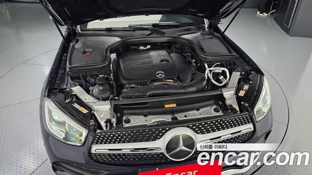 Mercedes-Benz GLC-Class GLC300 4MATIC Premium Coupe