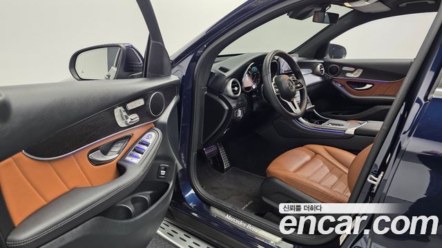 Mercedes-Benz GLC-Class GLC300 4MATIC Premium Coupe