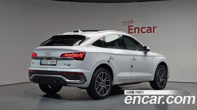 Audi Q5 45 TFSI Quattro Premium Sportback