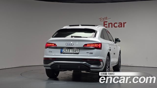 Audi Q5 45 TFSI Quattro Premium Sportback