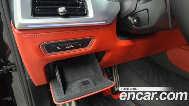 BMW XM 4.4