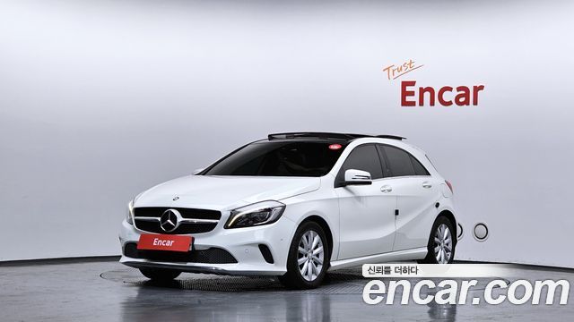 Mercedes-Benz A-Class A200