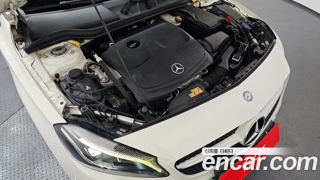 Mercedes-Benz A-Class A200