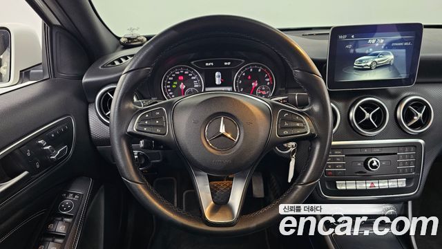Mercedes-Benz A-Class A200