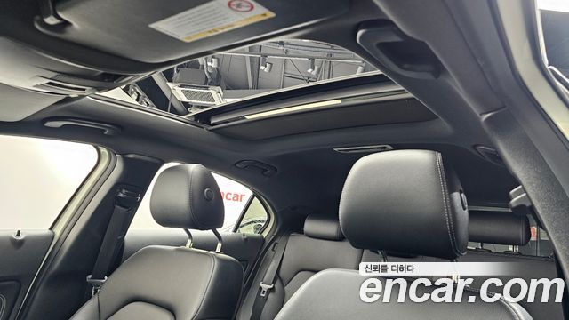 Mercedes-Benz A-Class A200
