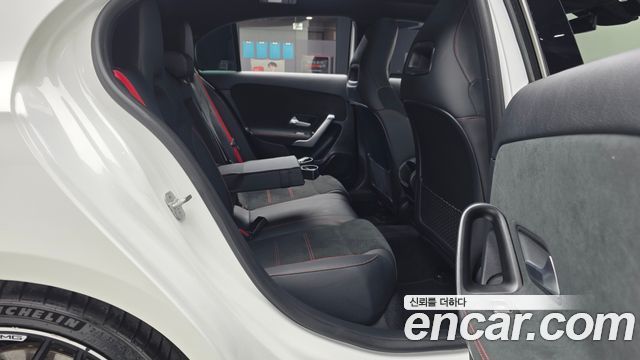 Mercedes-Benz A-Class AMG A45 4MAITC+ Hatchback