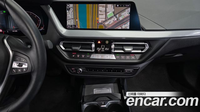 BMW 2-Series 220i Advantage