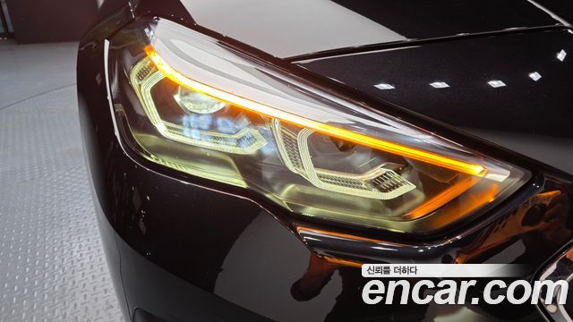 BMW 2-Series 220i Advantage