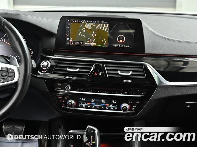 BMW 5-Series 530i xDrive M Sport Package Plus