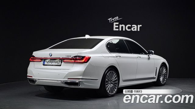 BMW 7-Series 740i Design Pure Excellence