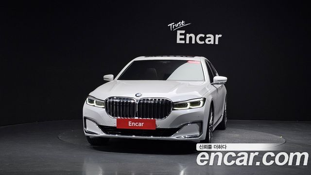 BMW 7-Series 740i Design Pure Excellence