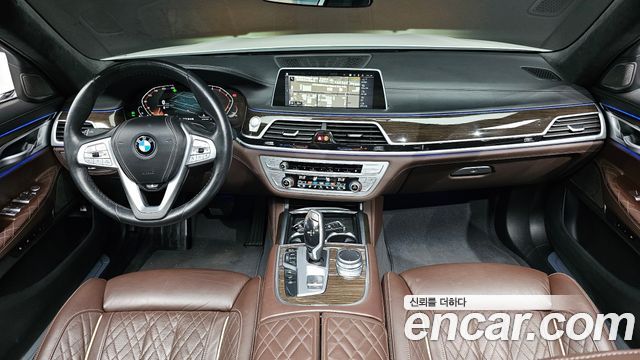 BMW 7-Series 740i Design Pure Excellence