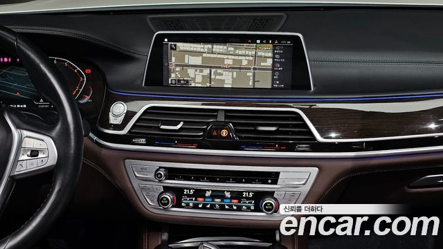 BMW 7-Series 740i Design Pure Excellence