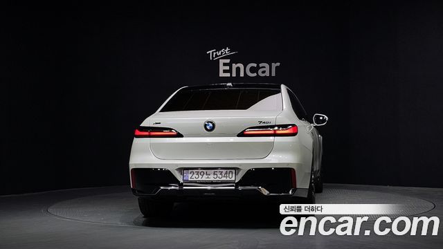 BMW 7-Series 740i sDrive M Sport