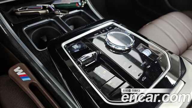 BMW 7-Series 740i sDrive M Sport