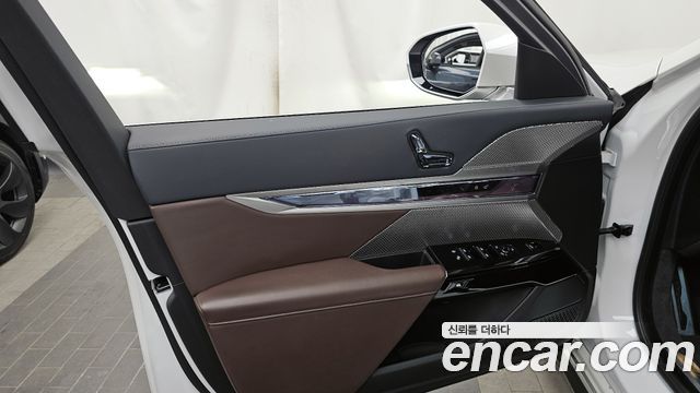 BMW 7-Series 740i sDrive M Sport
