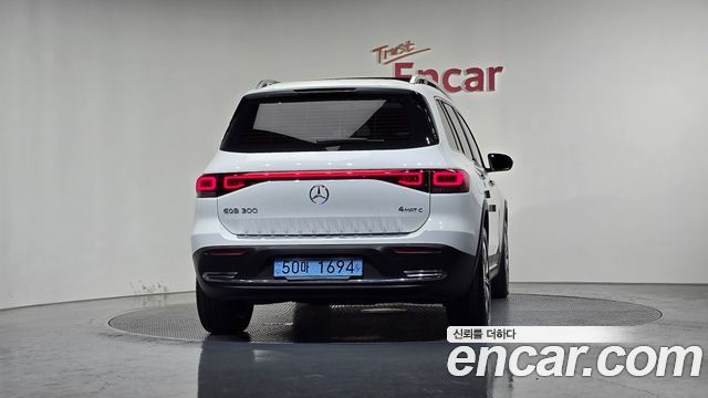 Mercedes-Benz EQB EQB300 4MATIC Electric Art