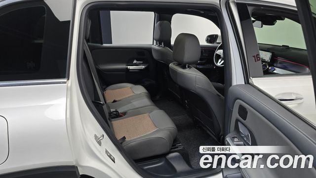 Mercedes-Benz EQB EQB300 4MATIC Electric Art