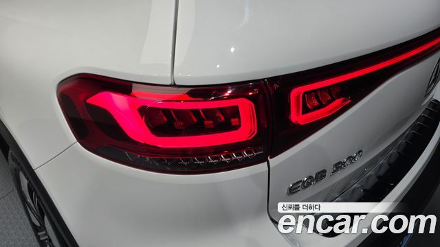 Mercedes-Benz EQB EQB300 4MATIC Electric Art