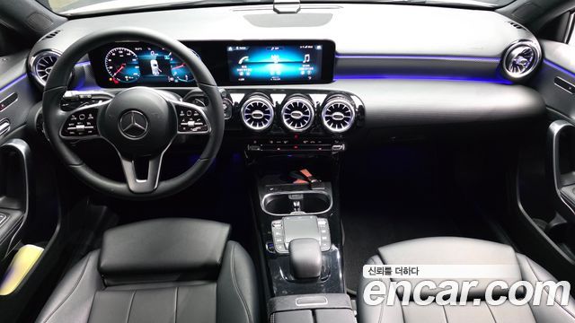 Mercedes-Benz A-Class A220 Hatchback