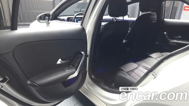 Mercedes-Benz A-Class A220 Hatchback