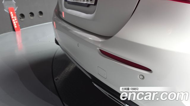 Mercedes-Benz A-Class A220 Hatchback