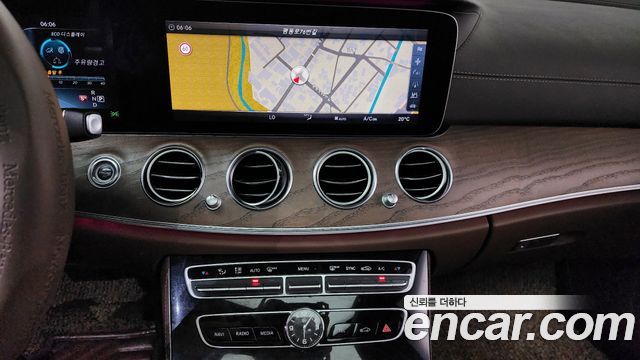 Mercedes-Benz E-Class E300 Exclusive