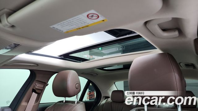 Mercedes-Benz E-Class E300 Exclusive