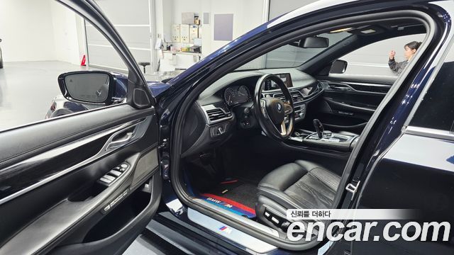 BMW 7-Series 740Li xDrive M Sport Package
