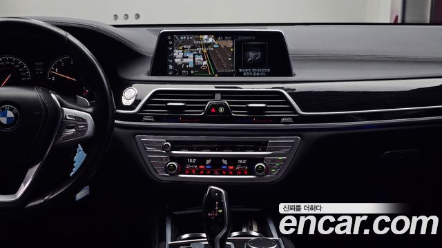 BMW 7-Series 740Li xDrive M Sport Package