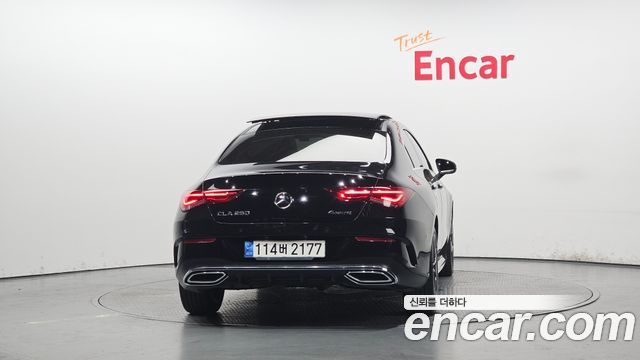 Mercedes-Benz CLA-Class CLA250 4MATIC