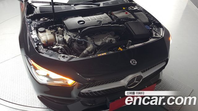 Mercedes-Benz CLA-Class CLA250 4MATIC